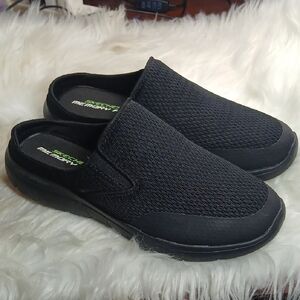 Skechers Men's Black Slip-On Athletic Shoes